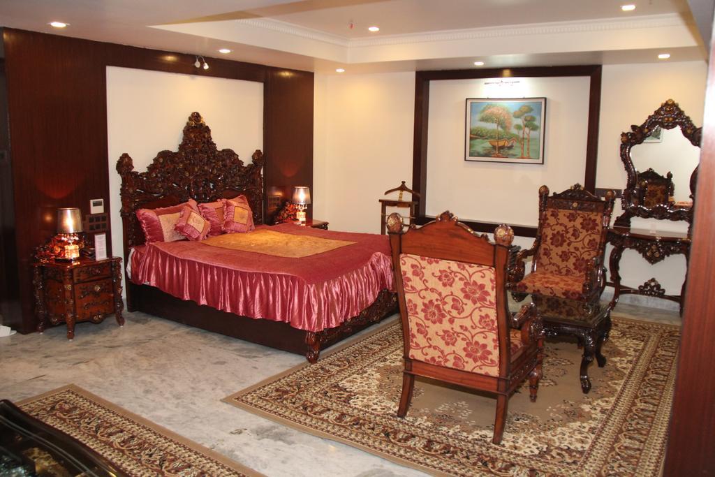 Maple Wood Hotel Ranchi Exterior photo